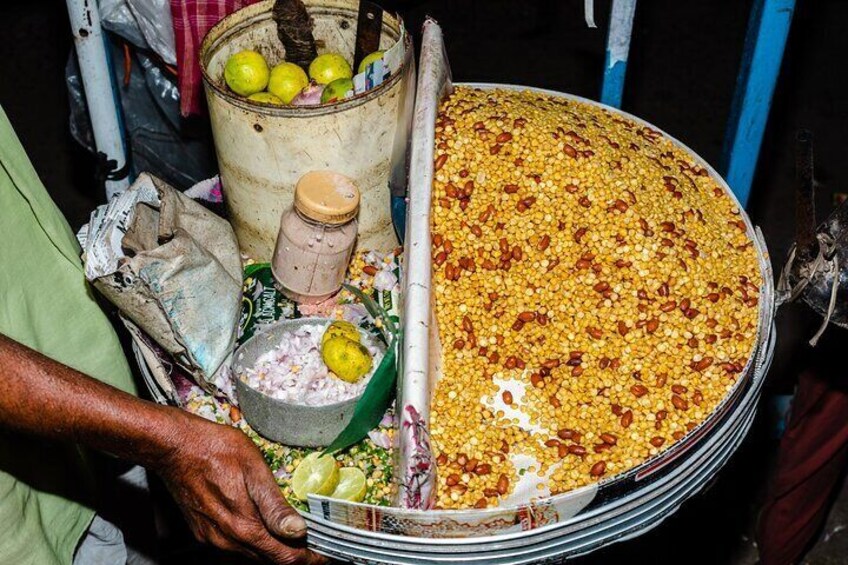 Small Group Kolkata Uptown Food Tour