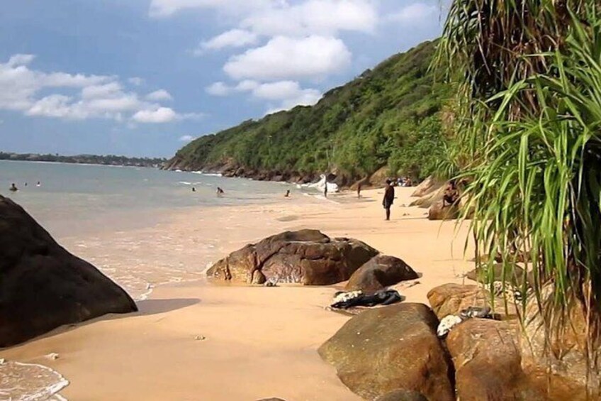 Day Trip to Galle Fort and Unawatuna Beach from Colombo.