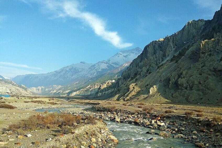 Manaslu Circuit - Larkya la pass Trek 12 Days