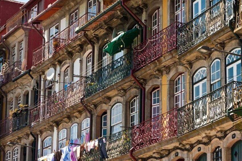 Oporto magnificent streets