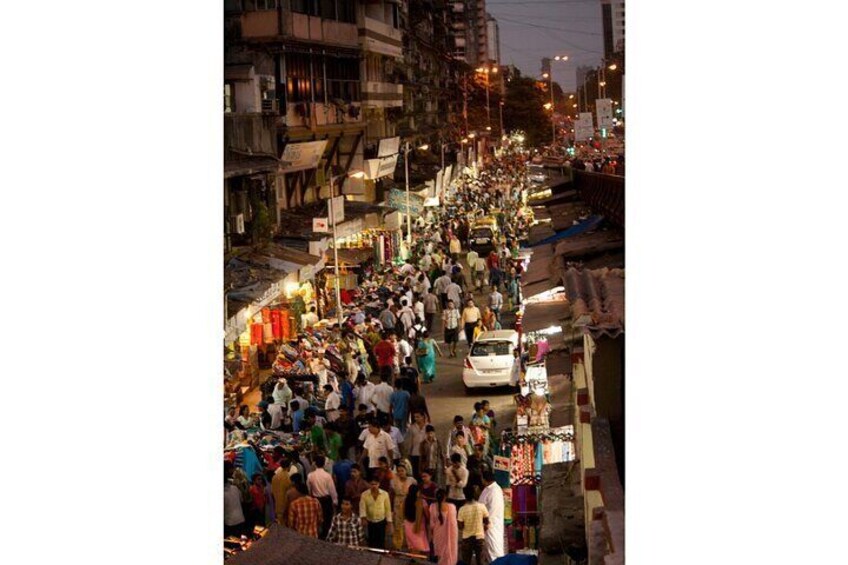 Magical Markets Tour in Mumbai with a local
