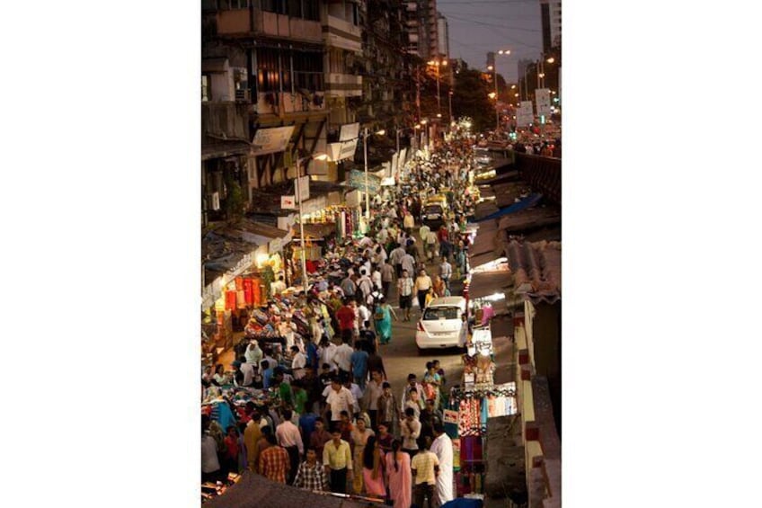 Magical Markets Tour in Mumbai with a local