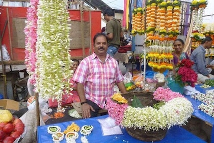 Explore the New colourful places in Mumbai Market Tour