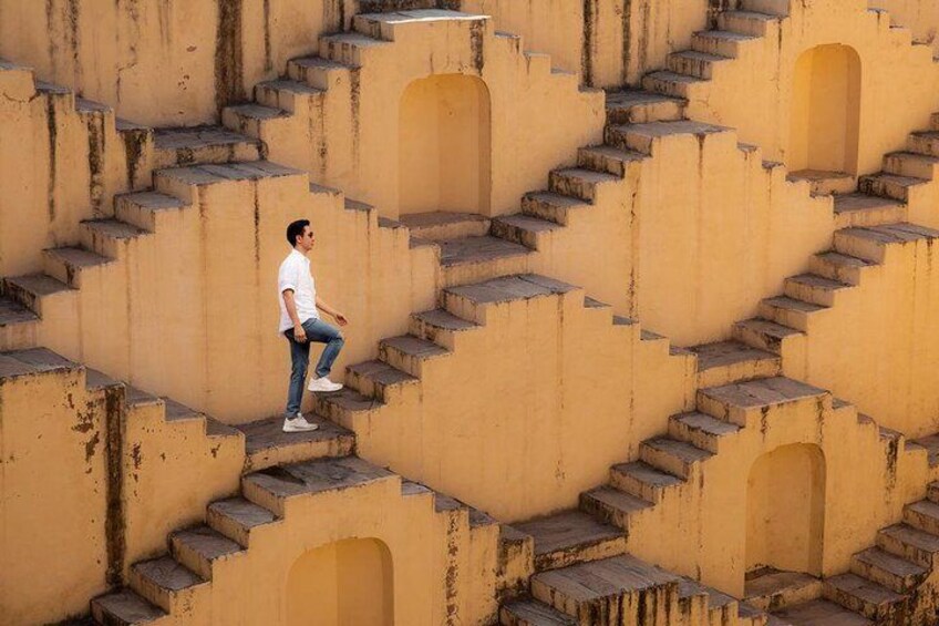 Jaipur Amer Fort, Jal Mahal & Stepwell Private Half-Day Tour
