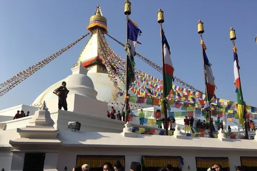 Pyarer flag at Bouddhanath.