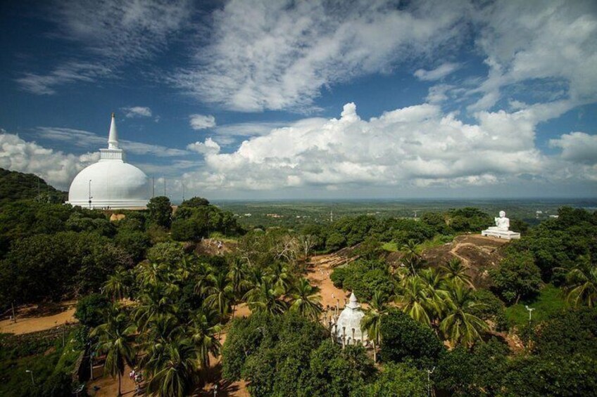 All inclusive - Tuk-Tuk Expedition to Visit Mihintale