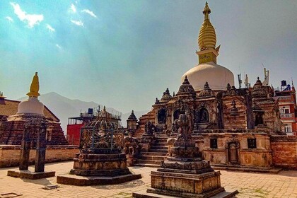 Medio día privado en la ciudad medieval de Kirtipur con degustación de comi...