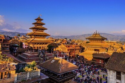 Nagarkot Sunset & Bhaktapur-Changu Narayan Tour with Guide