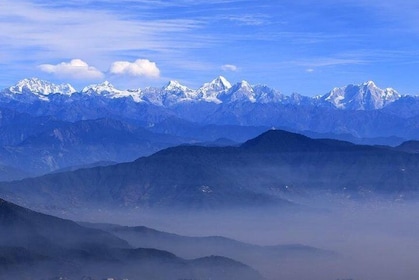 Nagarkot sunrise with trip to Changu Narayan Temple and Bhaktapur Durbar Sq...