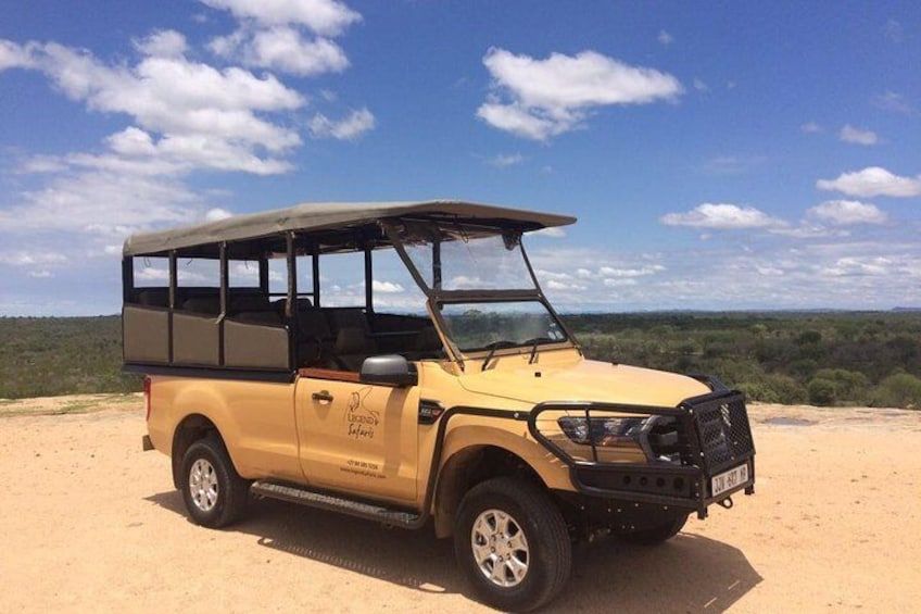 Safari vehicle