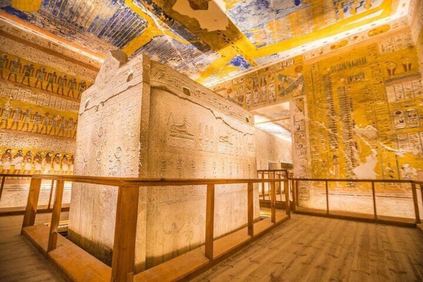 Valley of the Kings, Luxor ,West Bank Egypt ,Tomb of Ramses III ,Tomb of Ramases IX ,Tomb of Merenptah ,Tomb of King Tutankhamun (Tut), Luxor Travels.
