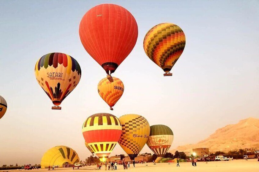 1 Luxor Balloon