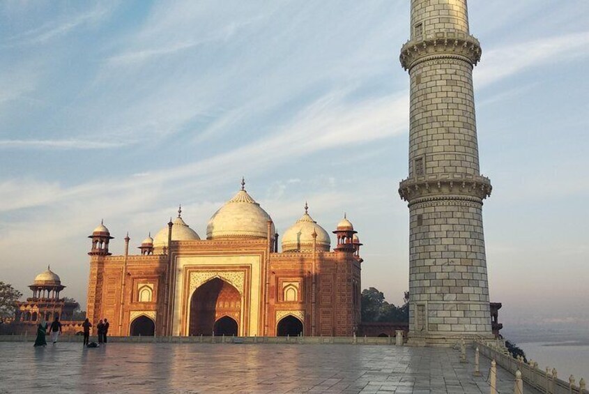 Private Taj Mahal and Agra Fort day tour from Delhi