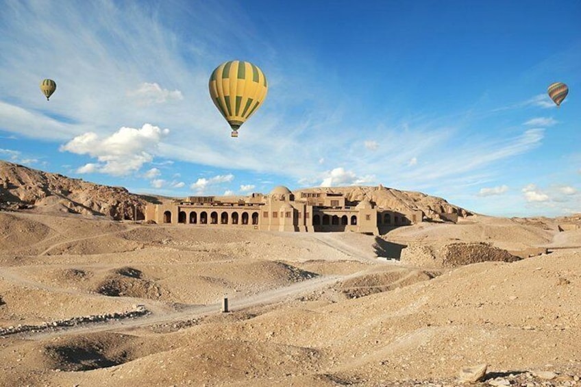 Sunrise VIP Hot Air Balloon Ride in Luxor