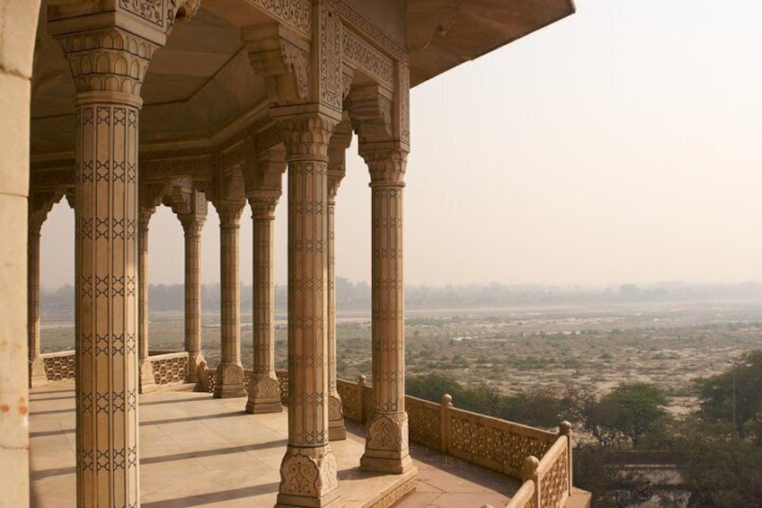 Taj Mahal and Agra Tour from Bangalore with Return Flights