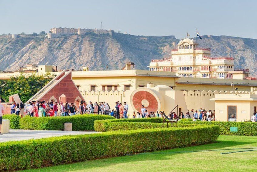 Jaipur City Palace, Hawa Mahal & Jantar Mantar Private Tour