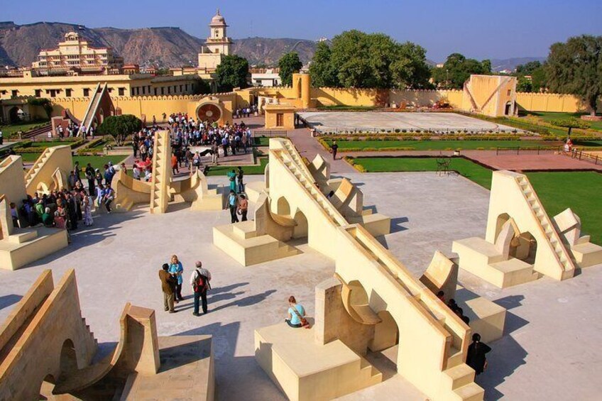 Jaipur City Palace, Hawa Mahal & Jantar Mantar Private Tour