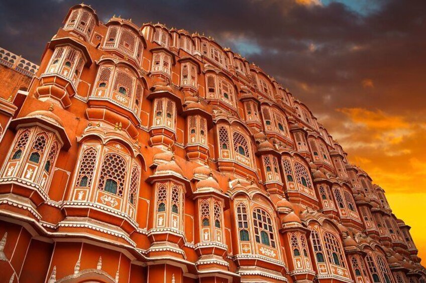 Jaipur City Palace, Hawa Mahal & Jantar Mantar Private Tour