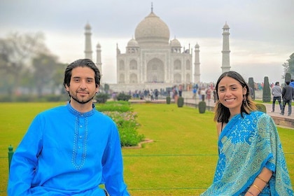 Excursion privée au Taj Mahal et à Agra en voiture au départ de Delhi