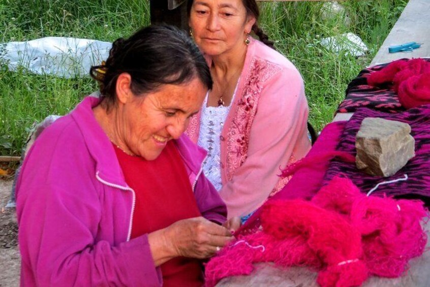 Ikat weaver Gualaceo