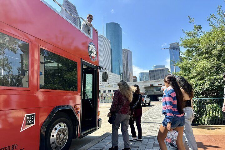 Houston&#x27;s Official City &amp; Mural Tour!