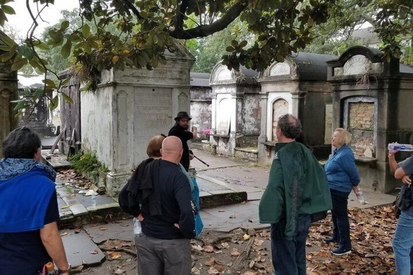 Lafayette Cemetery 