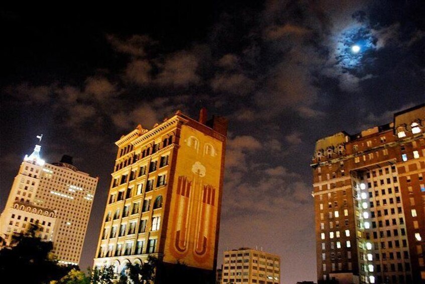 Haunted Memphis Walking Ghost Tour