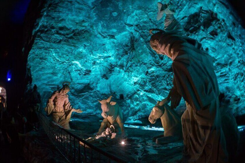 Discover Zipaquirá Salt Cathedral: Half-Day Tour from Bogotá