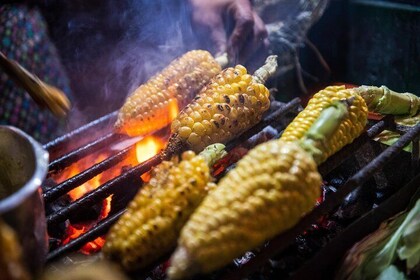 ボゴタの美食の驚異 - 最高の伝統料理を体験