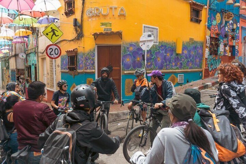 Bogotá Bike Tour with street art