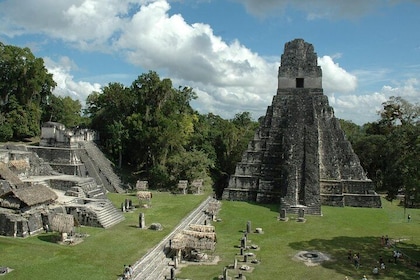 Privat Tikal Mayan City Tour med lunch