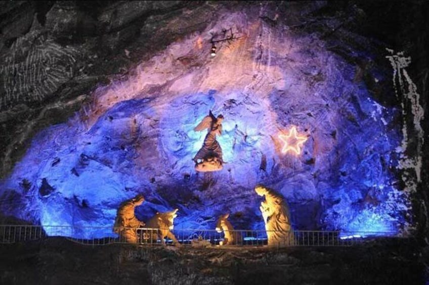 Nacimiento en catedral de sal