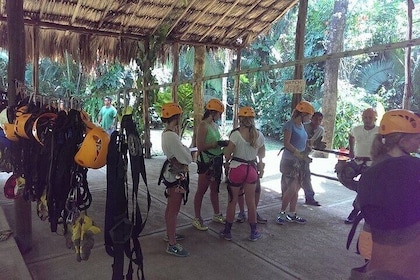 Cave-kayak, Ziplines - Belize Zoo, Altun ha