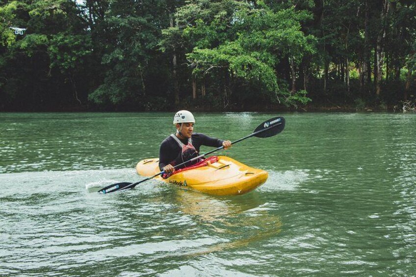 Mopan River Kayaking and Xunantunich Tour from San Ignacio