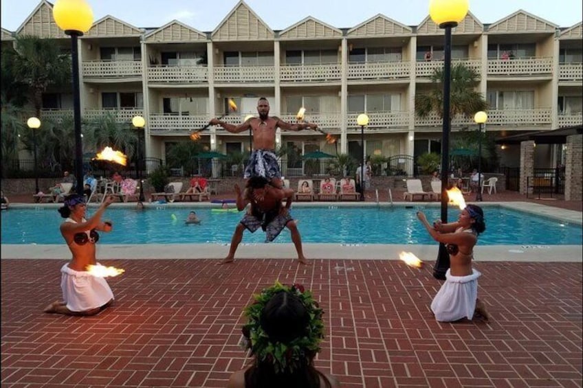 Ticket to Polynesian Fire and Dinner Show in Daytona Beach