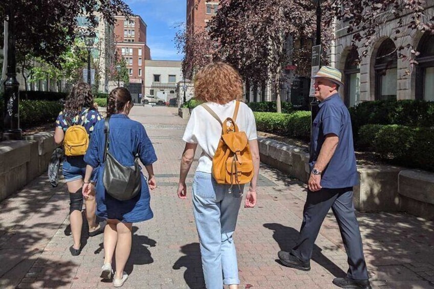 History Walking Tour of Old Montreal