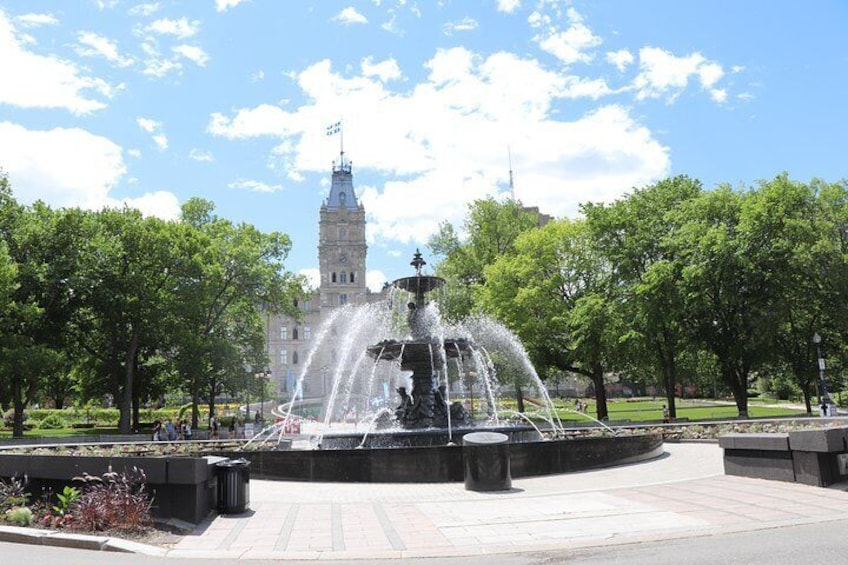 Tourny Fountain and the Parliament
