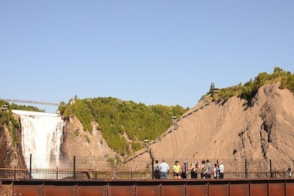 Magnificent Montmorency Falls E-Bike Tour