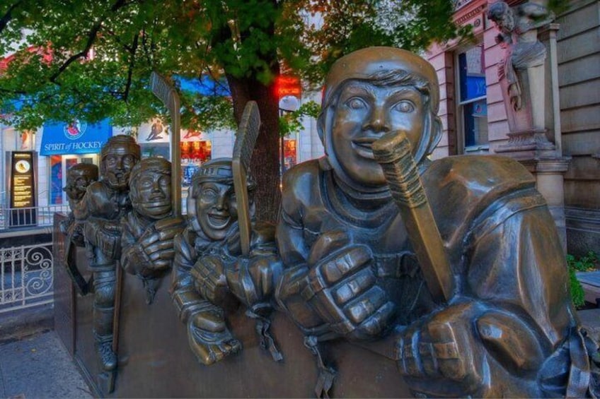 In front of the Hockey Hall of Fame stands a 17-foot ‘Our Game’ statue that has become one of the most photographed landmarks in Toronto. 