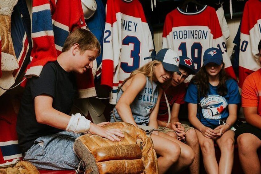 Experience a to-scale replica dressing room of the renowned space from the Montreal Forum.