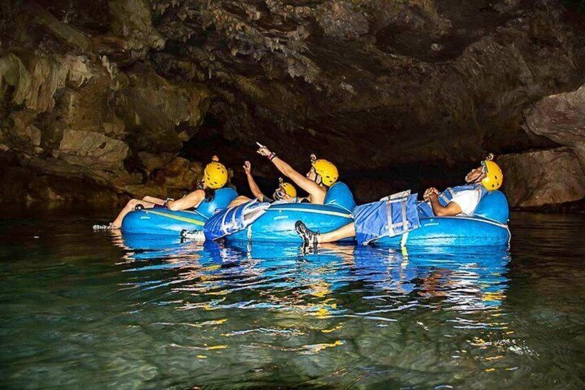 Xunantunich Cave Tubing and Zip line triple tour from Placencia