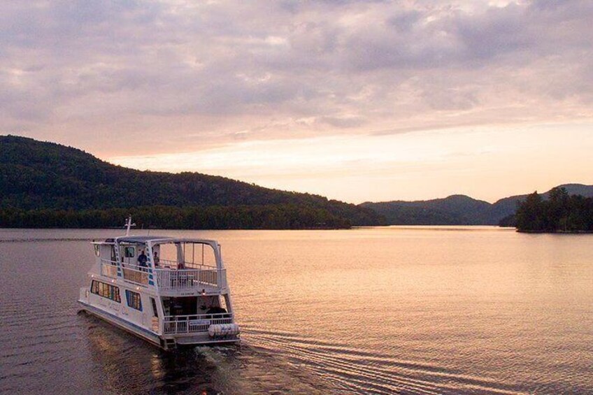 Lake Tremblant Cruise