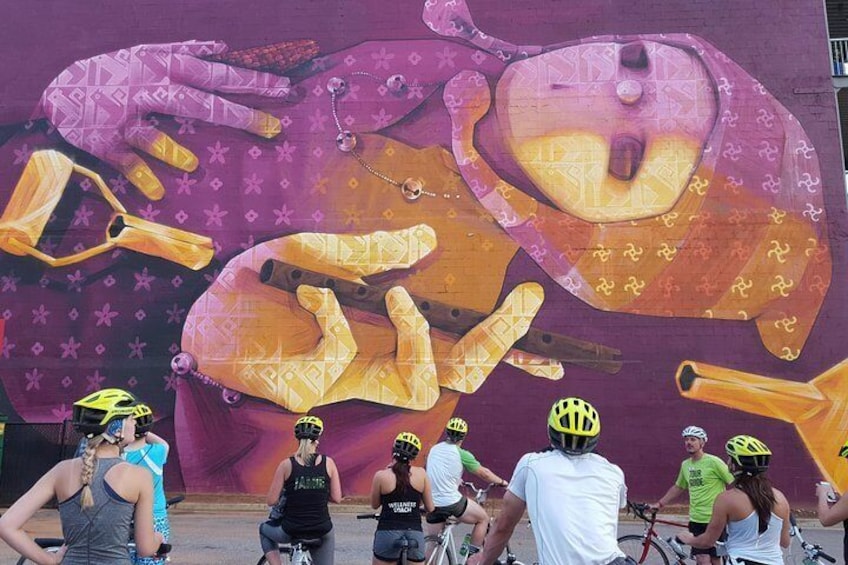 Large scale murals enjoyed throughout the tour. 