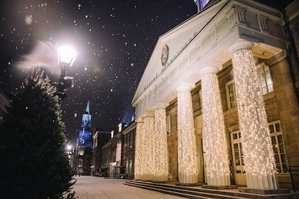 Christmas Walking Tour in Old Montreal