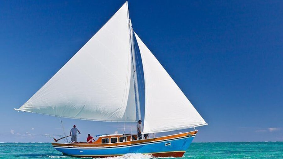 Sirena Azul 40" Sailboat