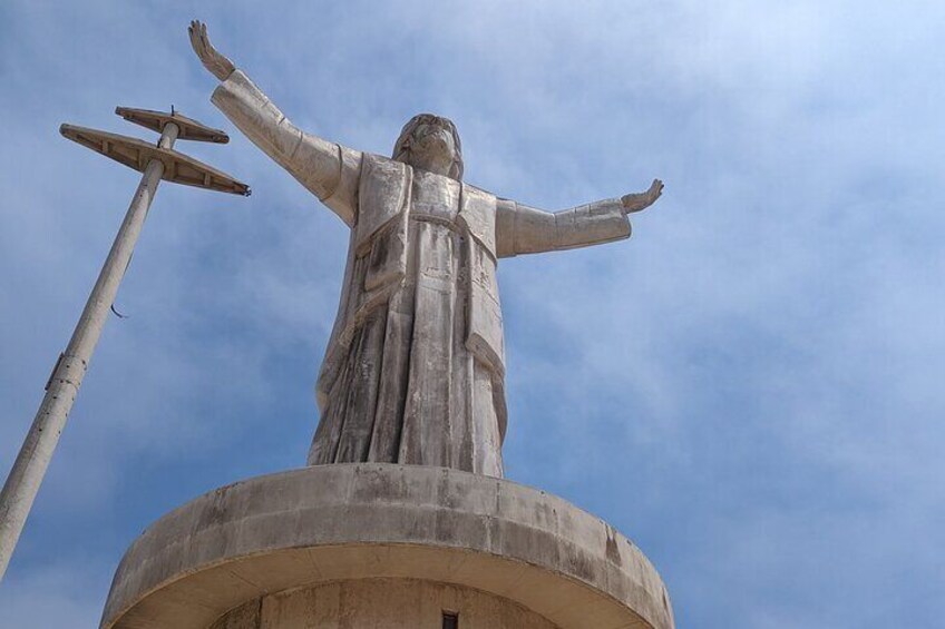 Lima Bike Tour Miraflores Barranco and Jesus Monument 