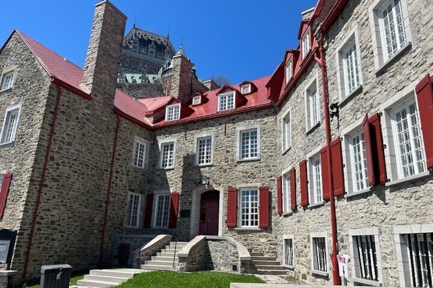 Immersion Quebec: Virtual Reality Experience of Quebec City's History