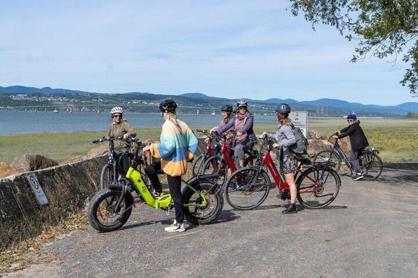 Guided E-bike Tour with Tastings on Ile d'Orleans