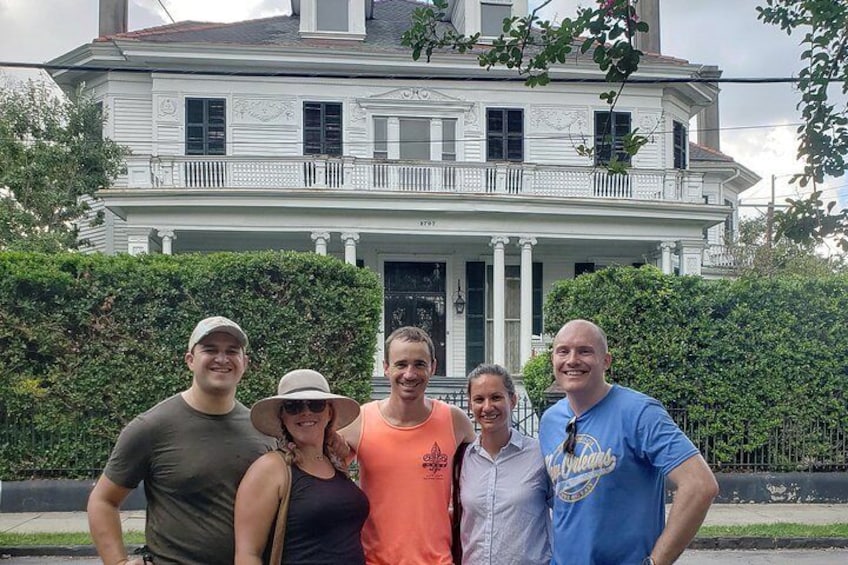 New Orleans Garden District Walking Tour Including Lafayette Cemetery No. 1