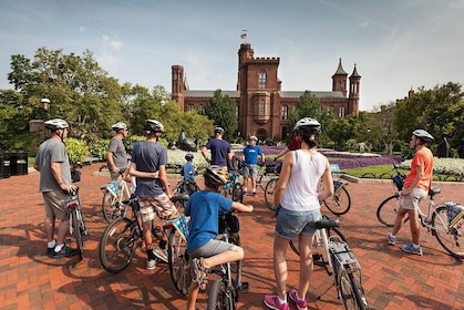 Tour in bici dei monumenti di Washington DC